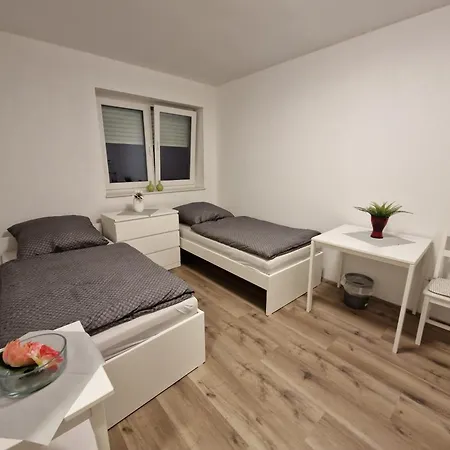 Monteurwohnung Roomwork24 - 10 Betten - * Twistringen